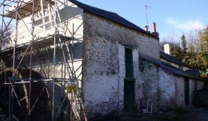 Rebuilding of the gable end